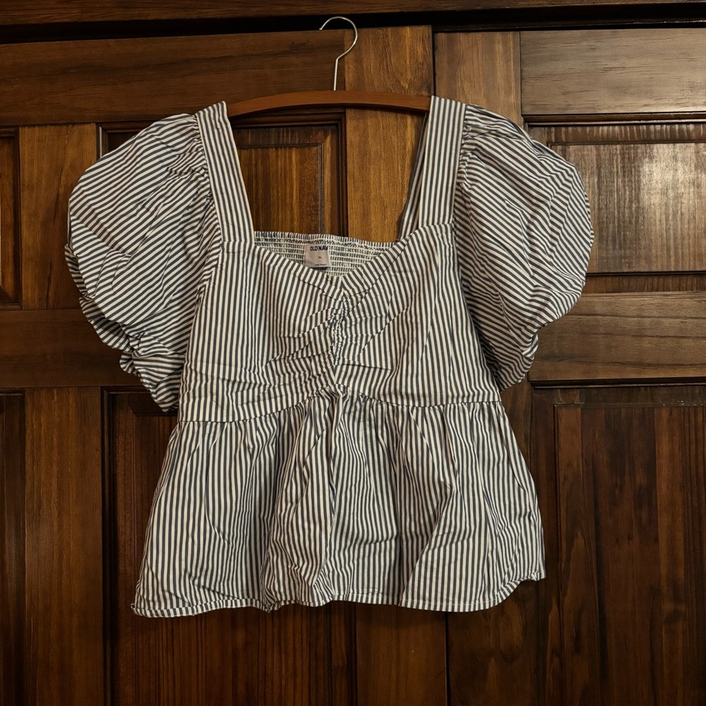 Old Navy Puff-Sleeve Smocked Striped Babydoll Swing Blouse - Picture 2 of 5